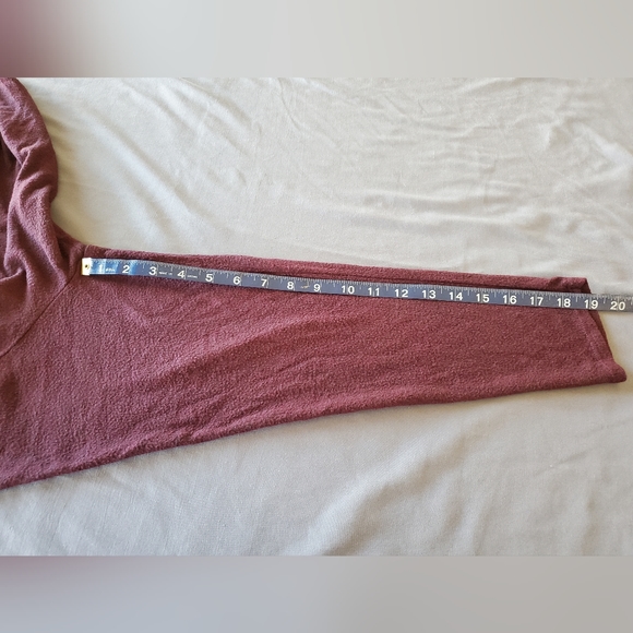 I.N Studio Women's Maroon Long Sleeve Round Neck Top Size 2X - Picture 8 of 11
